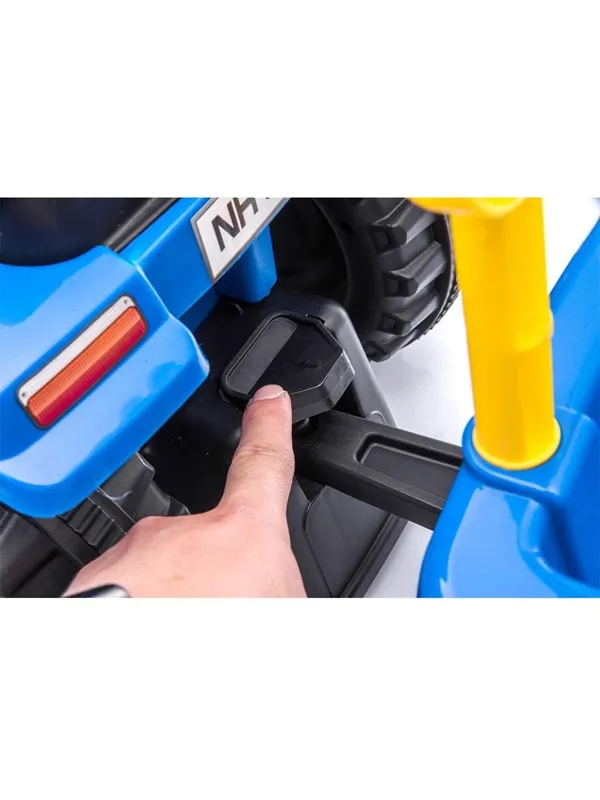 New Holland Lisensiert -traktor med tilhenger