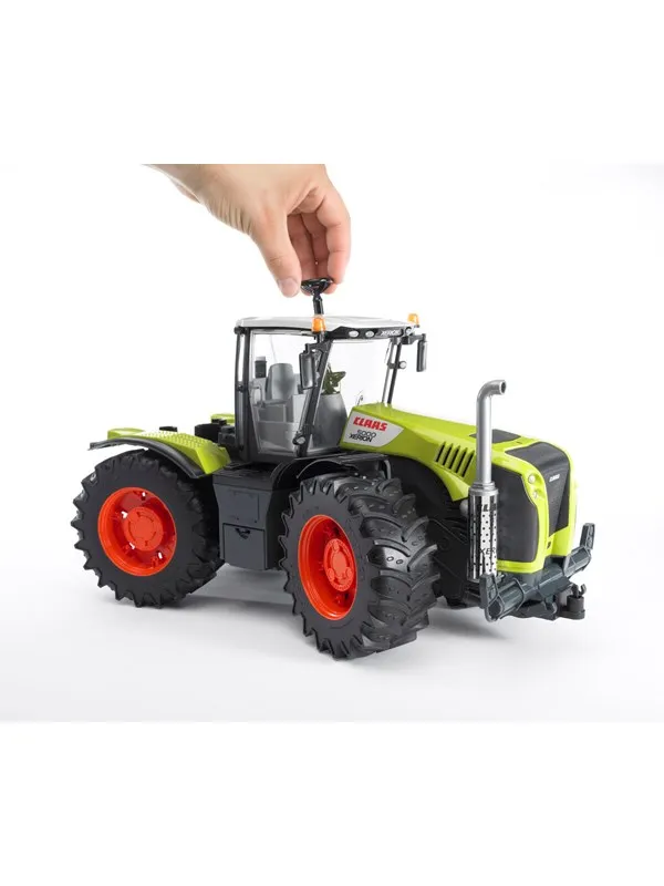 Bruder Claas Xerion 5000 traktor lekesett
