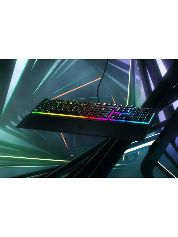 Razer Ornata V3 keyboard - Gamingtastatur - Sveitsisk - Svart