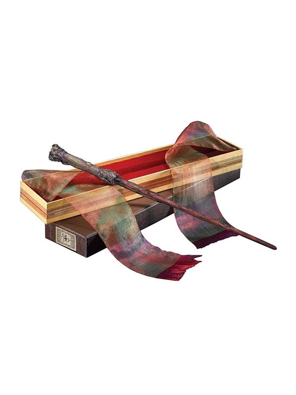 Harry Potter 's Wand in Ollivanders Box