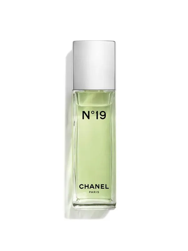 Chanel N°19