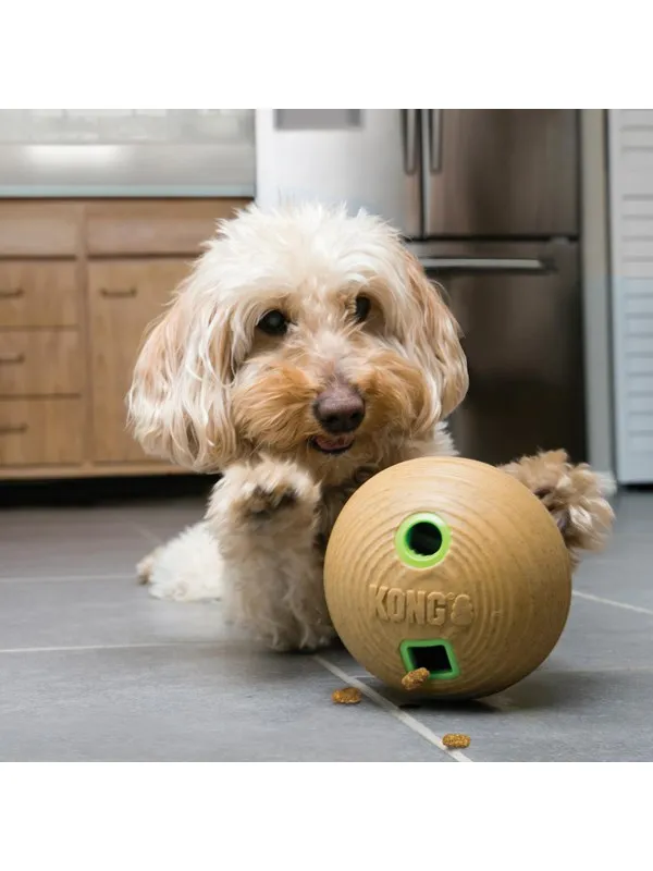 KONG Hundeleke Bambus Fôrball Godbitdispenser 12cm