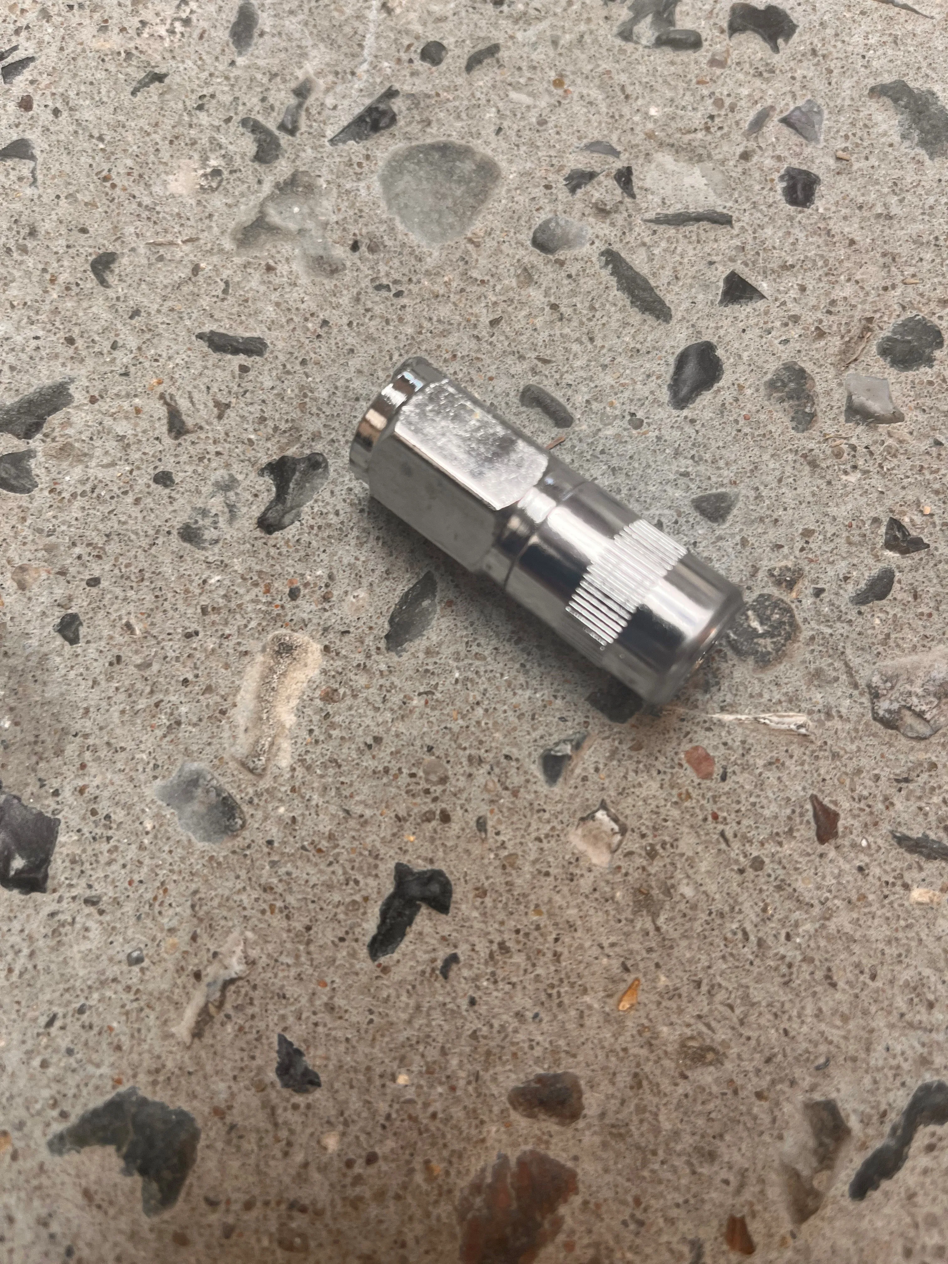 Smørenippel til fettpresse 18 volt