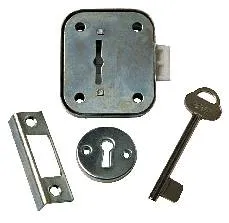 Skaplås garderobe fas 420