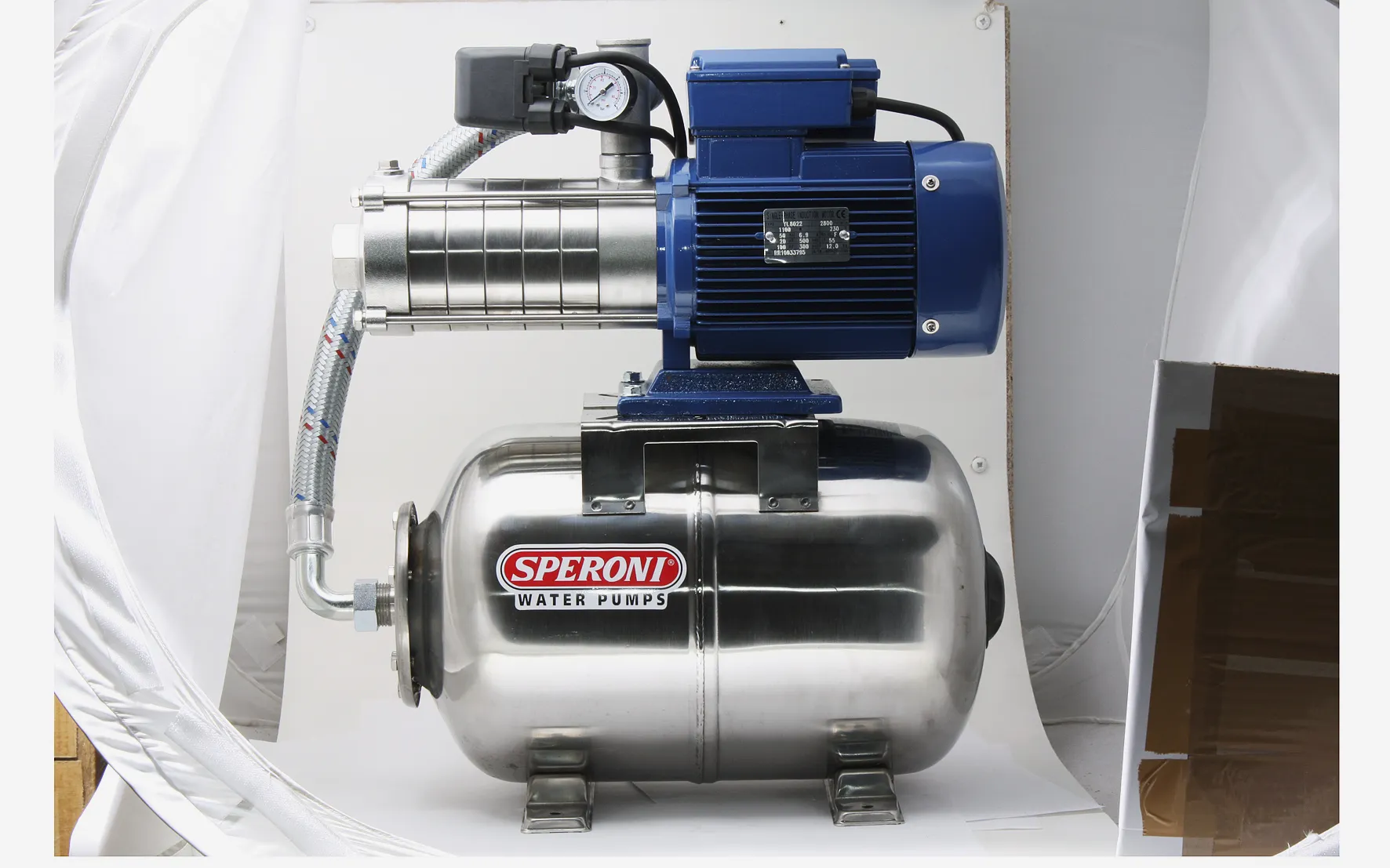 Speroni RSXM 4-6/25X husvannverk, 230v, 1", løftehøyde 56 m, rustfritt hus og 25 l.