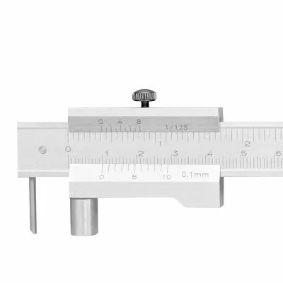 Låseskrue for risseskjær