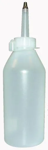 Plast oljekanne 0,7 l