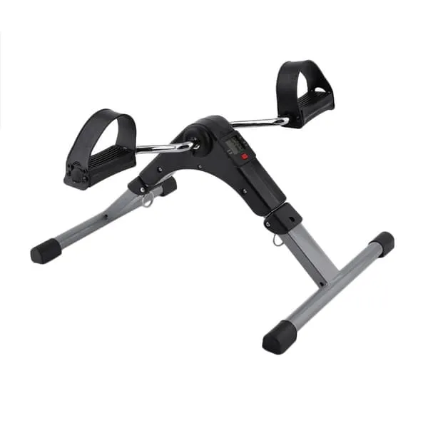 Sammenleggbar pedaltrener med motstand og display