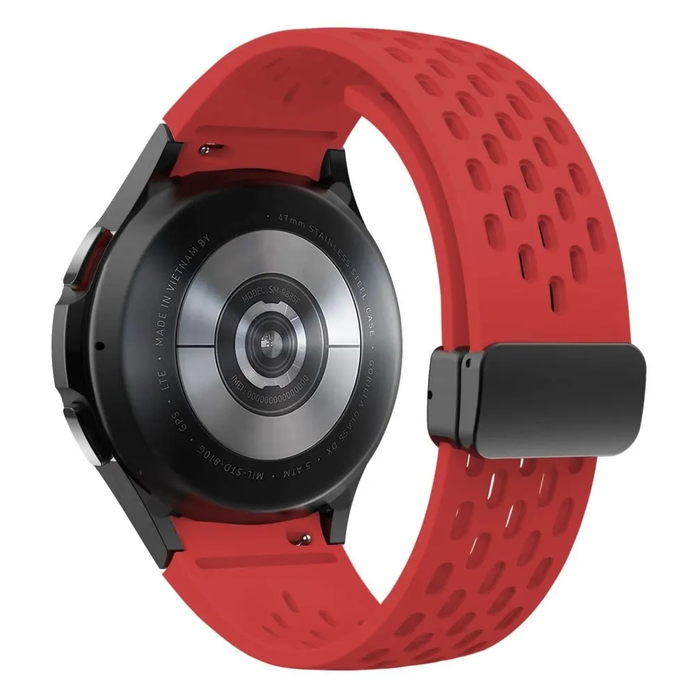 Silikonrem Samsung Galaxy Watch7 / Watch6 / Watch 5 44mm 40mm håndleddsrem med svart magnetisk spenne - Rød