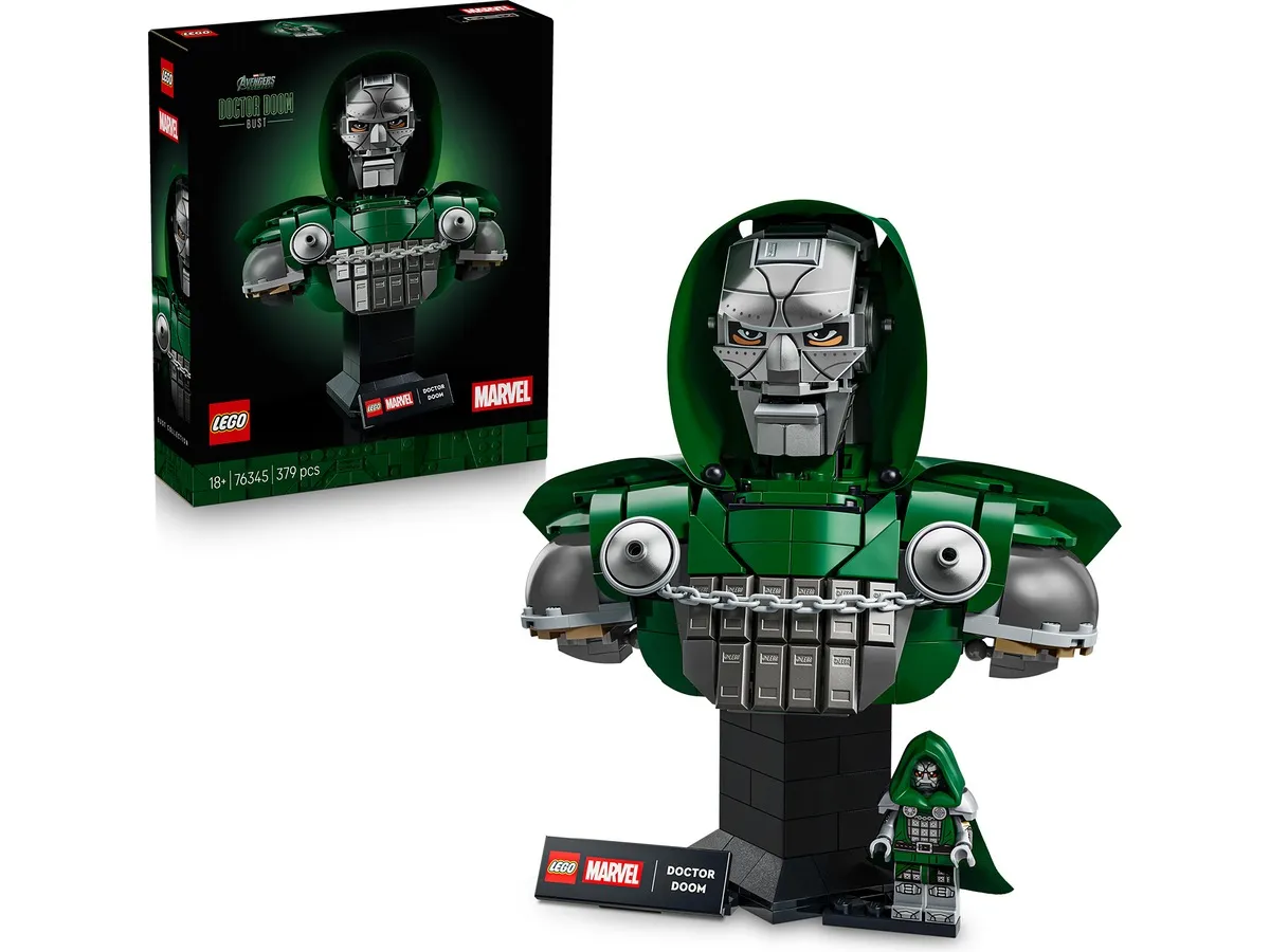 LEGO Super Heroes 76345 Doctor Doom Bust