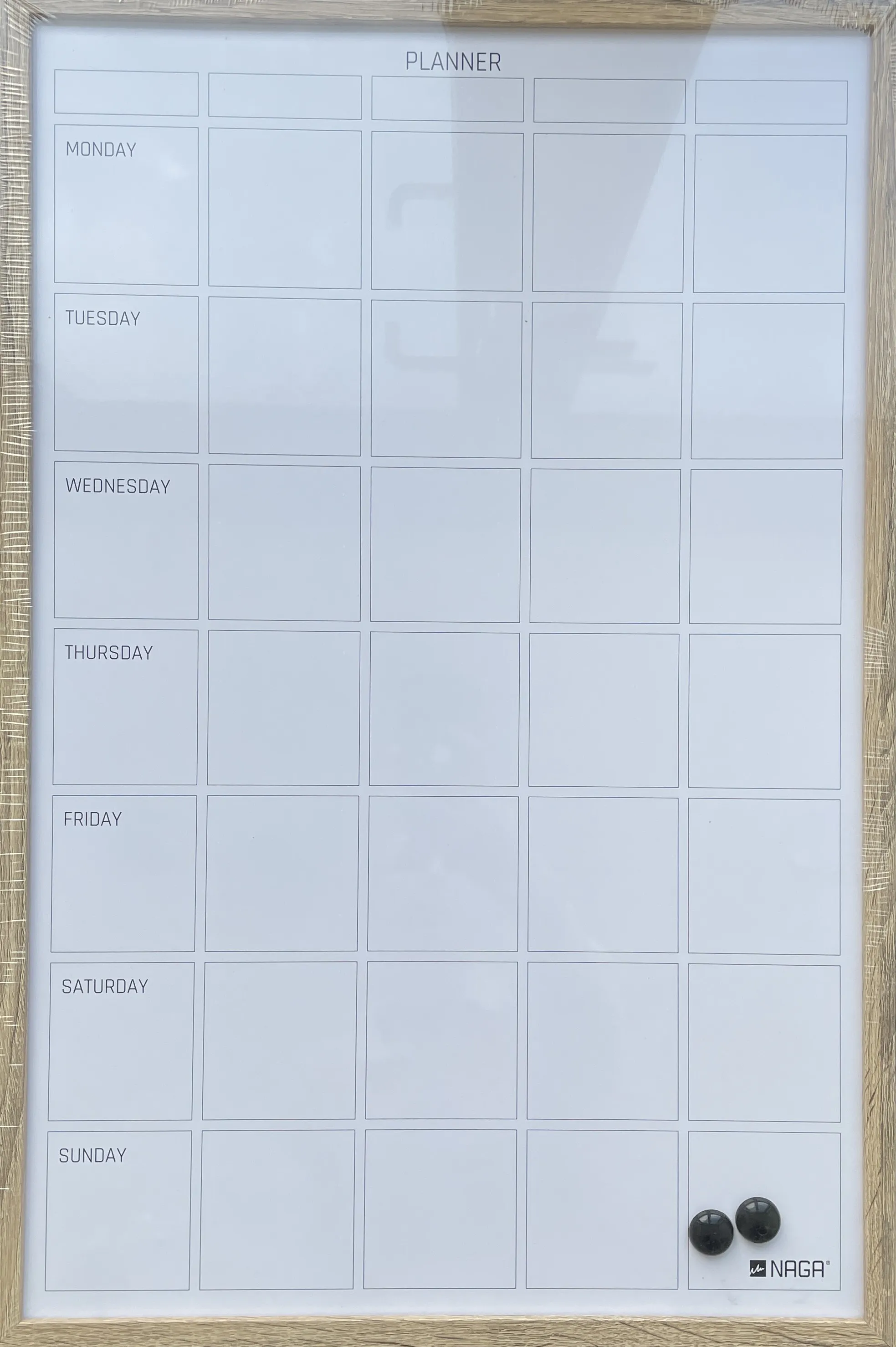Whiteboard ukesplanlegger 40 x 60 cm med treramme