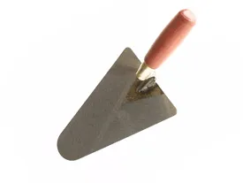 Spade med håndtak i tre 150 mm