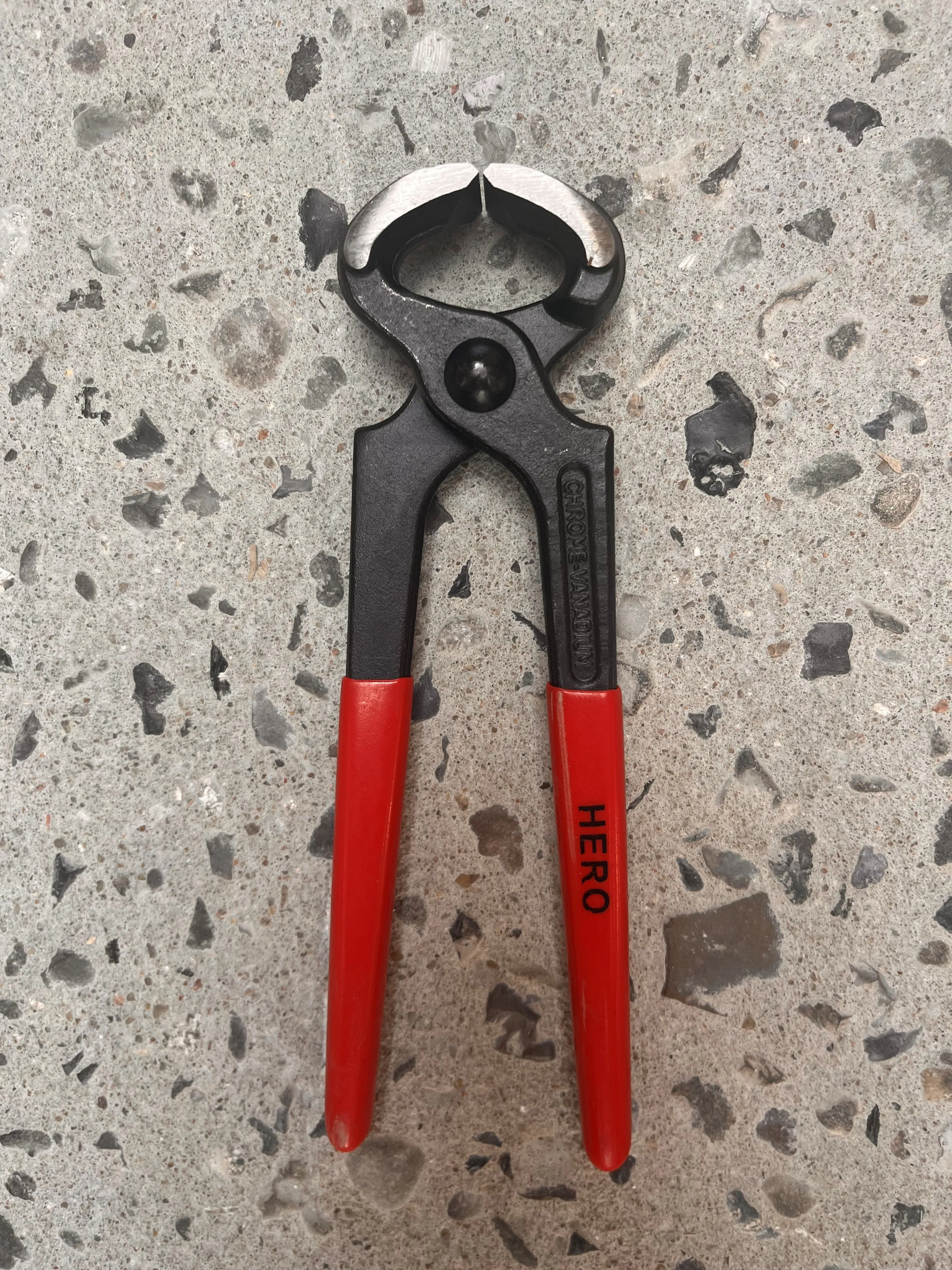 Kneipetang 180 mm med dyppet grep