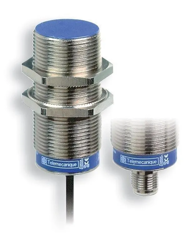 TELEMECANIQUE SENSORS Ind m30 p+ sn=15mm no uni flush 20-2