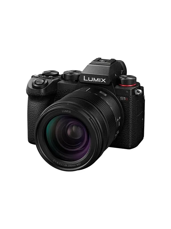 Panasonic Lumix S5D with S-R28200 F/4-7.1 KIT