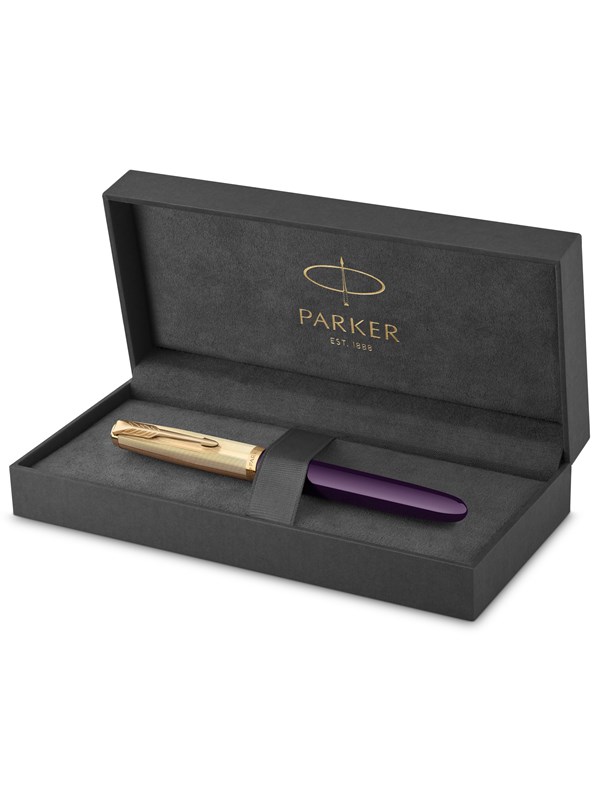 Parker 51 Fountain Pen | Deluxe Plum Barrel with Gold Trim | Fine 18k Gold Nib with Black Ink Cartridge | Gift Box
