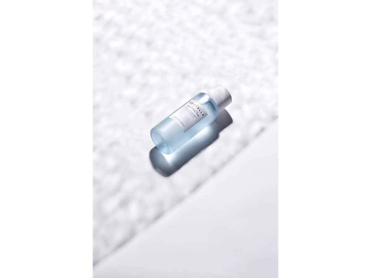 SKIN1004 - Madagascar Centella Hyalu-Cica Brighten