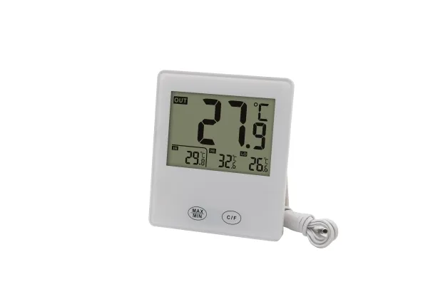 Nordic Quality Digital indoor-outdoor thermometer w wired sensor