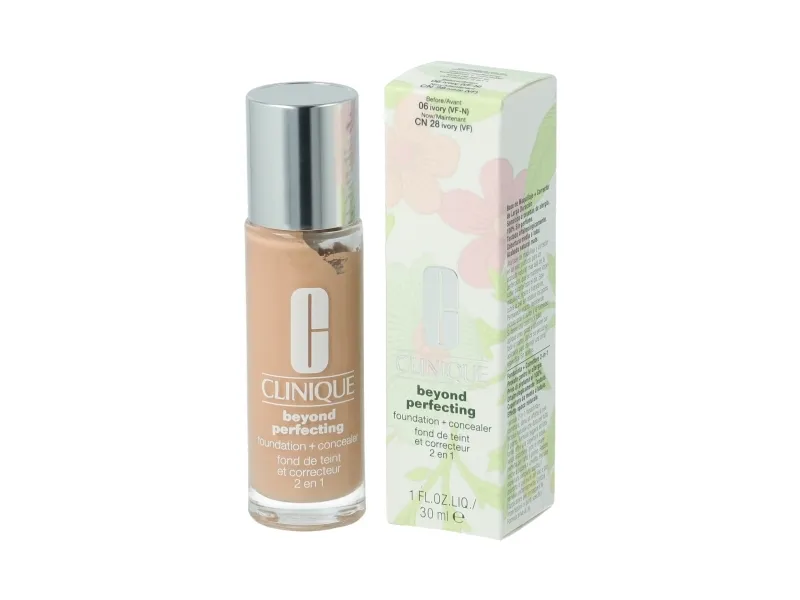 Clinique Beyond Perfecting Foundation + Concealer - No. CN 28 Ivory