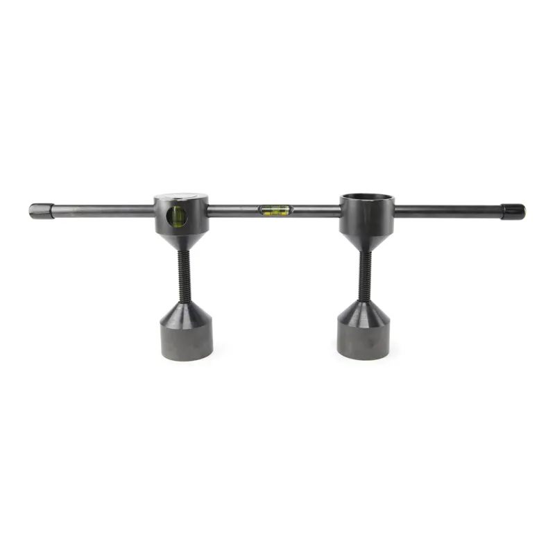 FLANGE WIZARD Flangeopretter med 18" aligner bar og gevindskårne flangejusteringsdorne for huldiameter 1/2″ til 1-15/16″ (38240-TL)