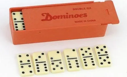 Dominobrikker i eske 14,5x4,5x3 cm 192492