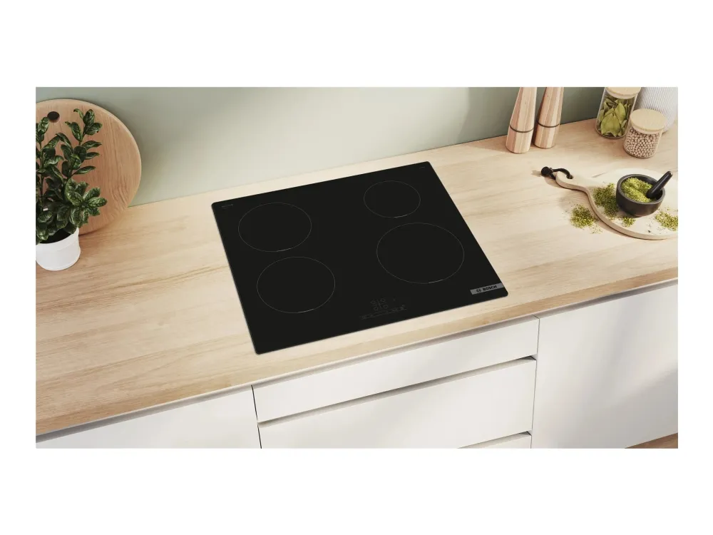 Bosch Serie 4 Induksjonstopp PUE611BB5E (60cm)