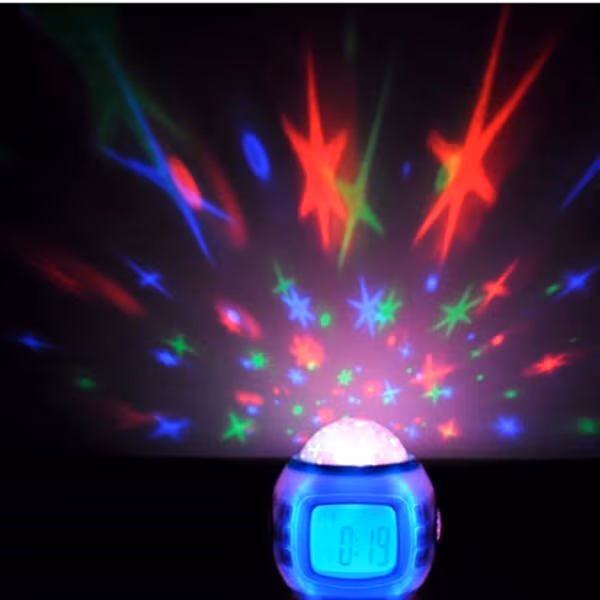 Stjerneprojektor med vekkerklokke og LED-lys