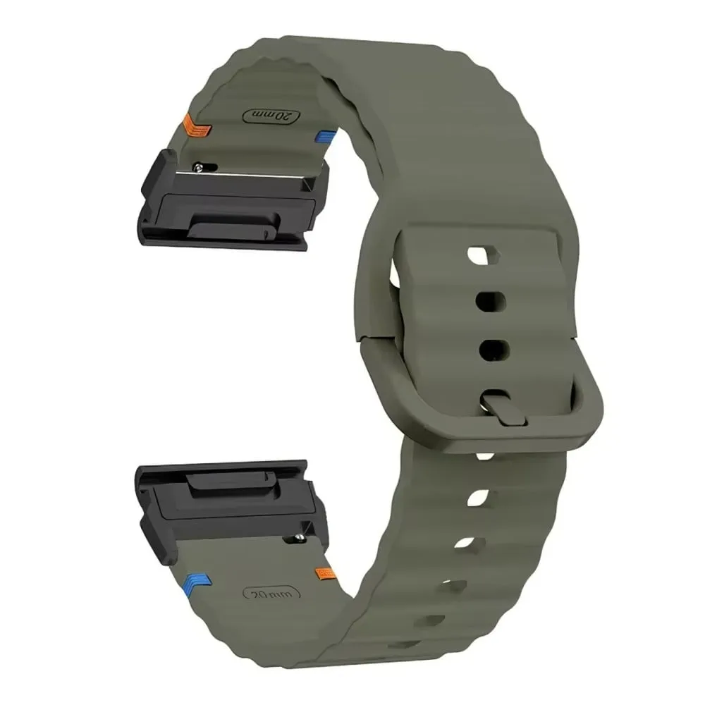 Garmin Fenix 8 47 mm 22 mm hurtigutløsende klokkerem i silikon med bølgete tekstur og svart kontakt - Militærgrønn