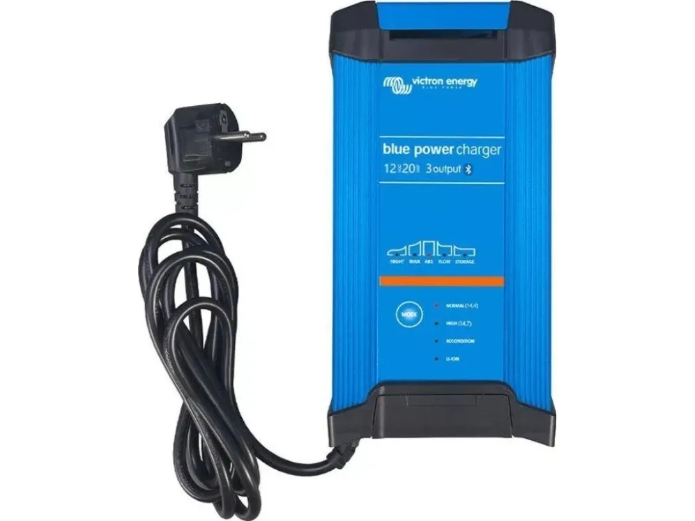 Victron Energy batterilader Blue Smart IP22 12V/20A (3 utganger)