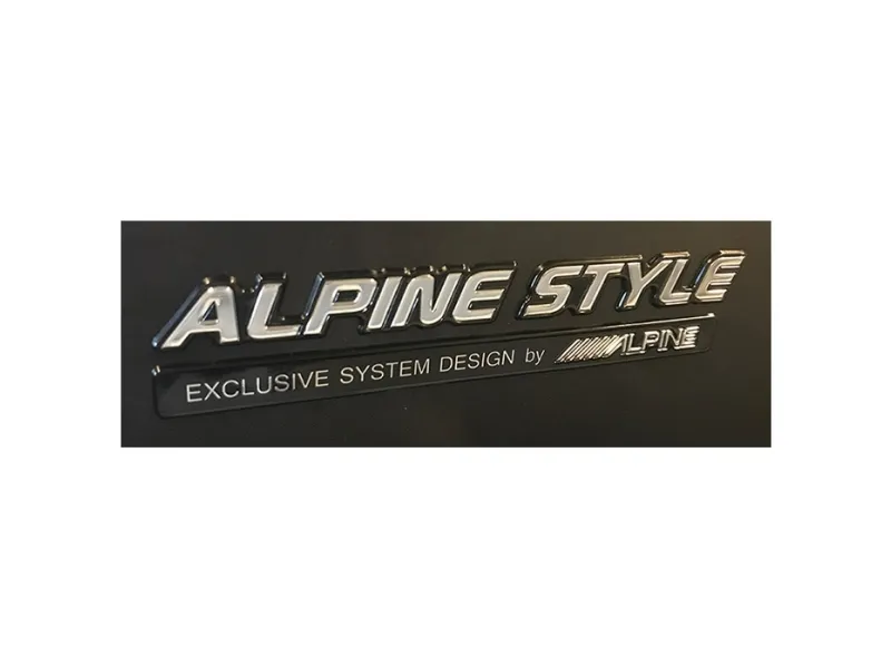 Alpine Style emblem sort/krom