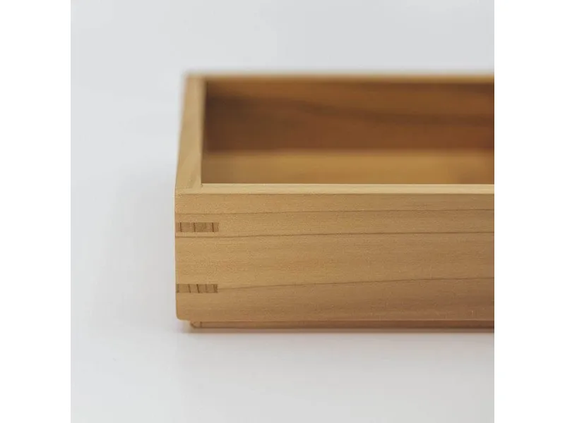 SCANDINAVIAN HOME Hinoki oppbevaringsboks i tre