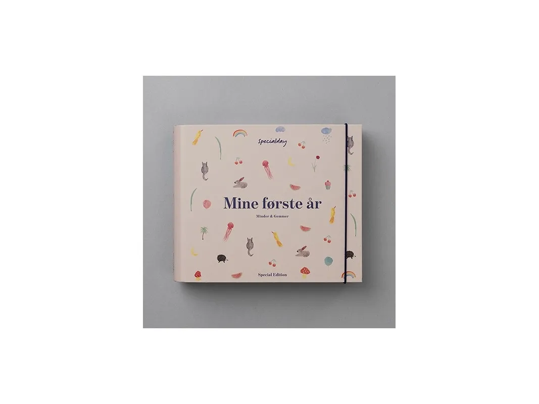 Barnets bok – Mine første år (album) | Specialday | Språk: Dansk