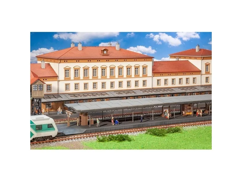 Plattform Friedrichstadt H0 Faller 120105
