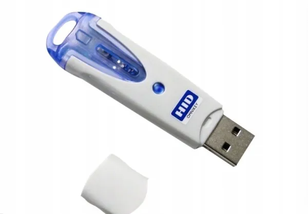 Omnikey 6121 USB tynn smartkortleser C R