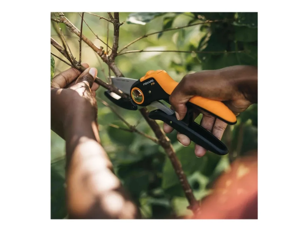 Fiskars PowerLever Plus P741 - Beskjærer - cast-aluminum
