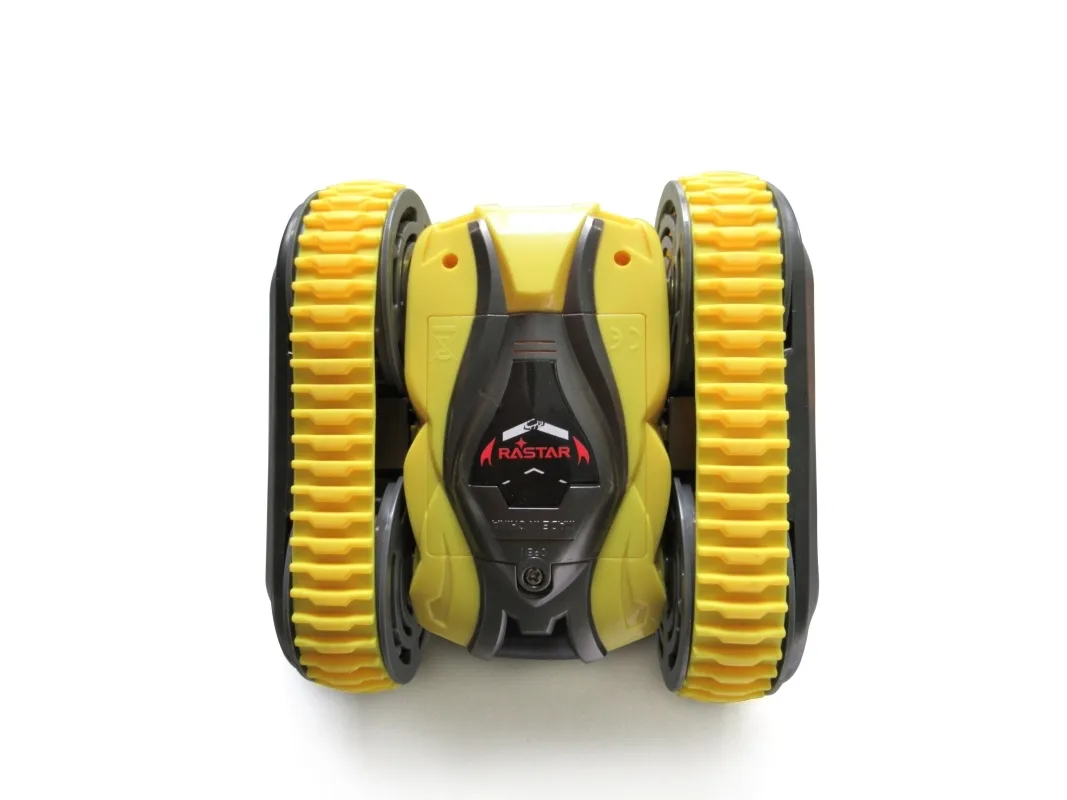 RASTAR R/C STUNT CAR(2 TYPE OF WHEELS)2.4G