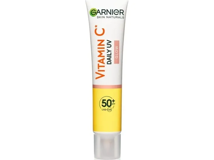 Garnier Skin Naturals Vitamin C SPF50+ Sheer Glow 40 ml