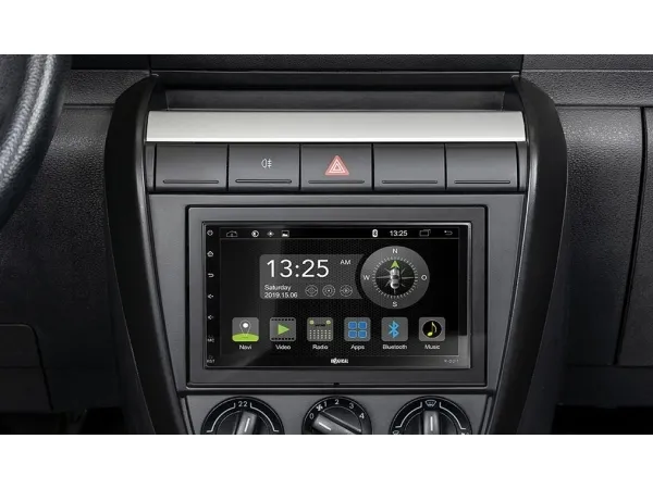 Kenwood Radicala RADICAL bilradio, R-D211 multimediasystem for GPS-navigasjon