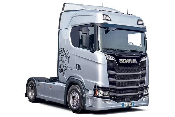WITTMAX 1:24 Scania S770 4x2 normal tak 'grey cab'