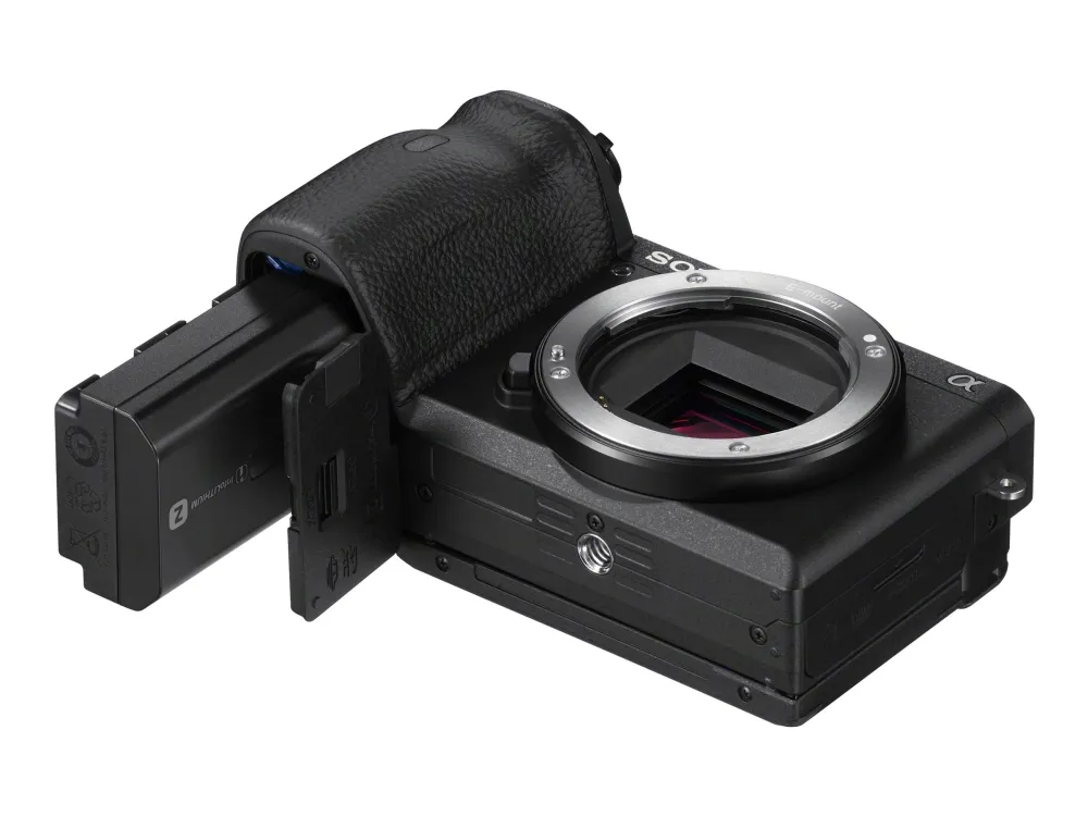 Sony a6600 ILCE-6600M - Digitalkamera - speilløst - 24.2 MP - APS-C - 4K / 30 fps - 7.5optisk x-zoom E 18-135 mm OSS-linse - Wi-Fi, NFC, Bluetooth - svart