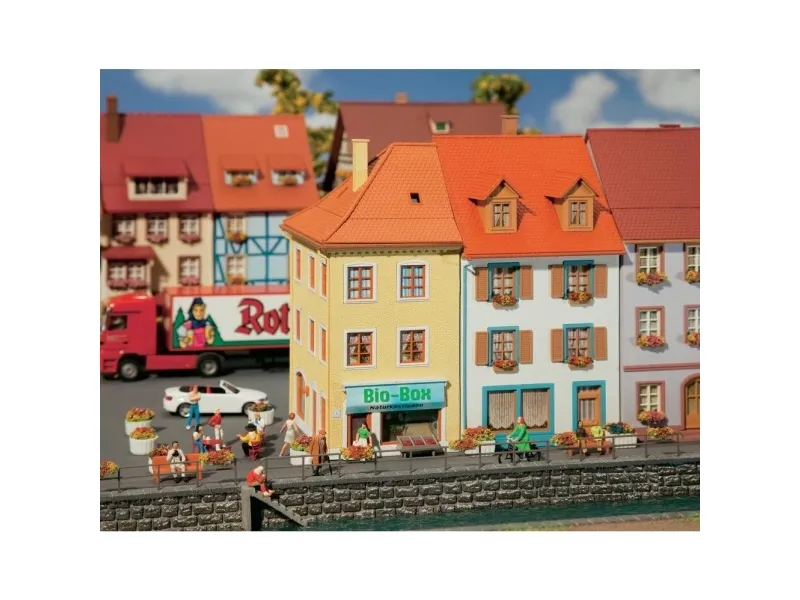 Småbyhus H0 Faller 130496