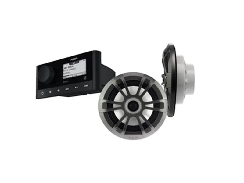 Fusion RA60 marineradio