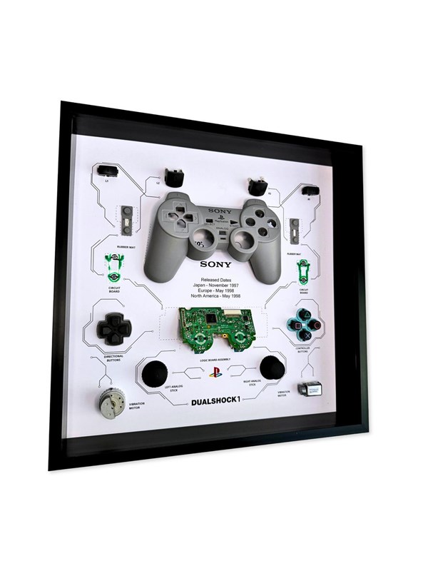 GRC - Retro Art Sony PS1 Dual Shock 1 Controller Display - Bilde
