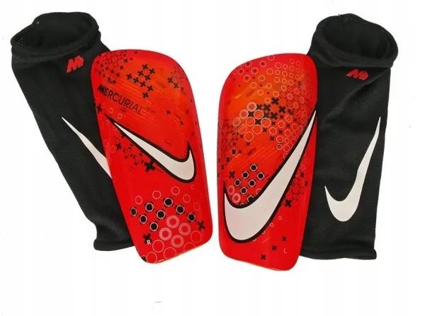 Nike leggskinn Mercurial Lite CR7 FJ4869-696
