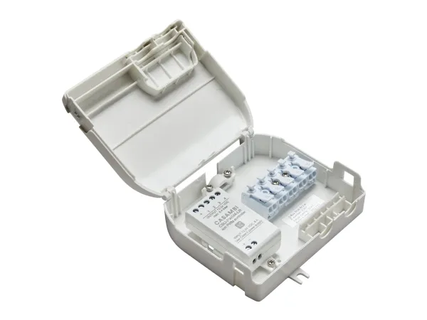 Q-Box Multi Casambi PWM4, IP20-klassifisert lettinstallert Q-boks for smarte enheter (inneholder Casambi PWM4) 108x110x32 mm