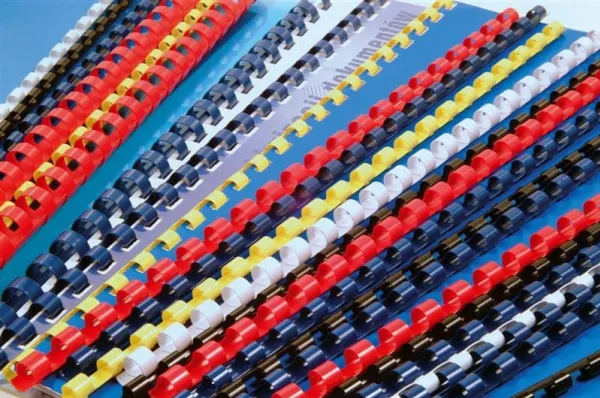 Ryggrad i plast 12,5 mm blå 100 stk