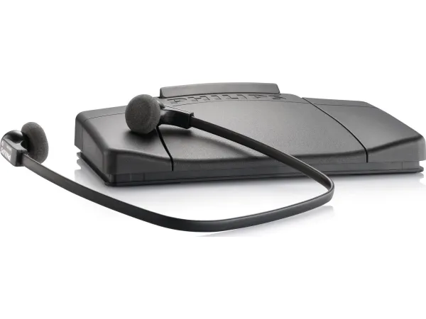 Philips LFH7177/06 avspillingssett, ergonomisk USB-fotbryter ACC2330, stereohodetelefoner under haken LFH0334, inkludert programvare SpeechExec Basic 2-års abonnement (LFH7177)
