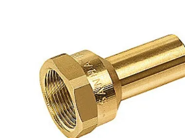 overgangsmuffe 3/4x18mm - 3/4x18mmglat Cu press. M og V bakker. Rødgods