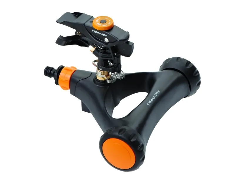 Fiskars Impulse sprinkler metal with wheels