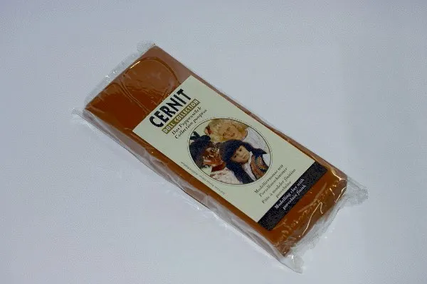 Cernit 807 Doll 500g karamell